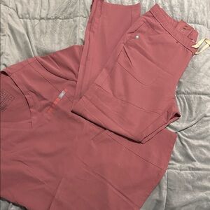 Figs limited edition scrub set